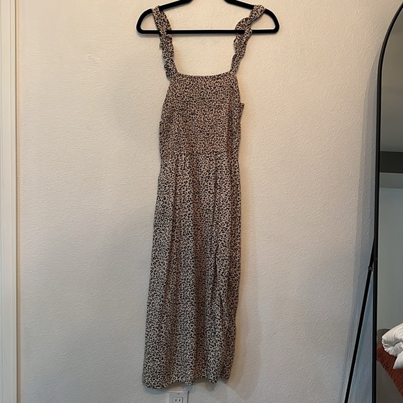 //ABERCROMBIE AND FITCH// Cheetah Print Midi Dress - Picture 2 of 5